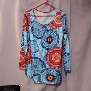 4/$20 Beautiful long sleeved tunic/blouse-S